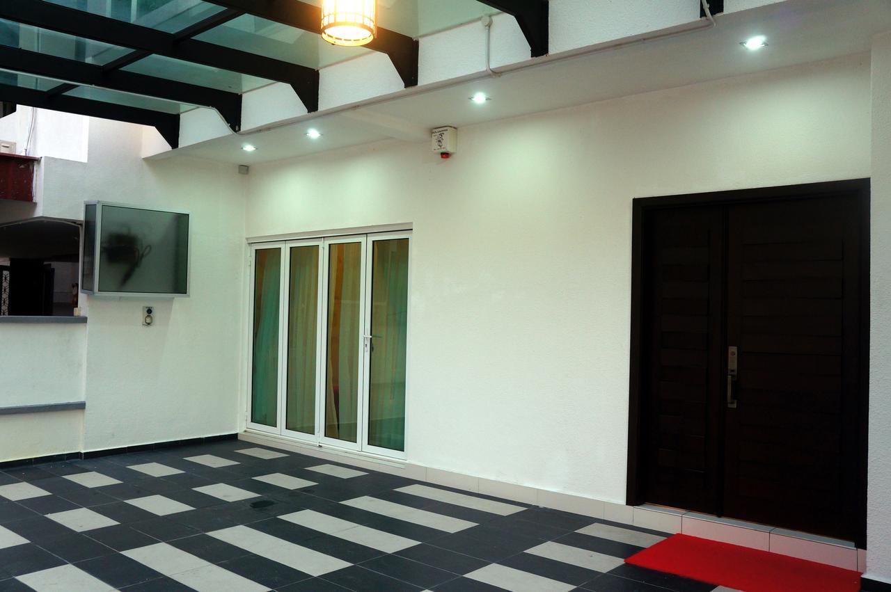Gurney Luxe 2* George Town