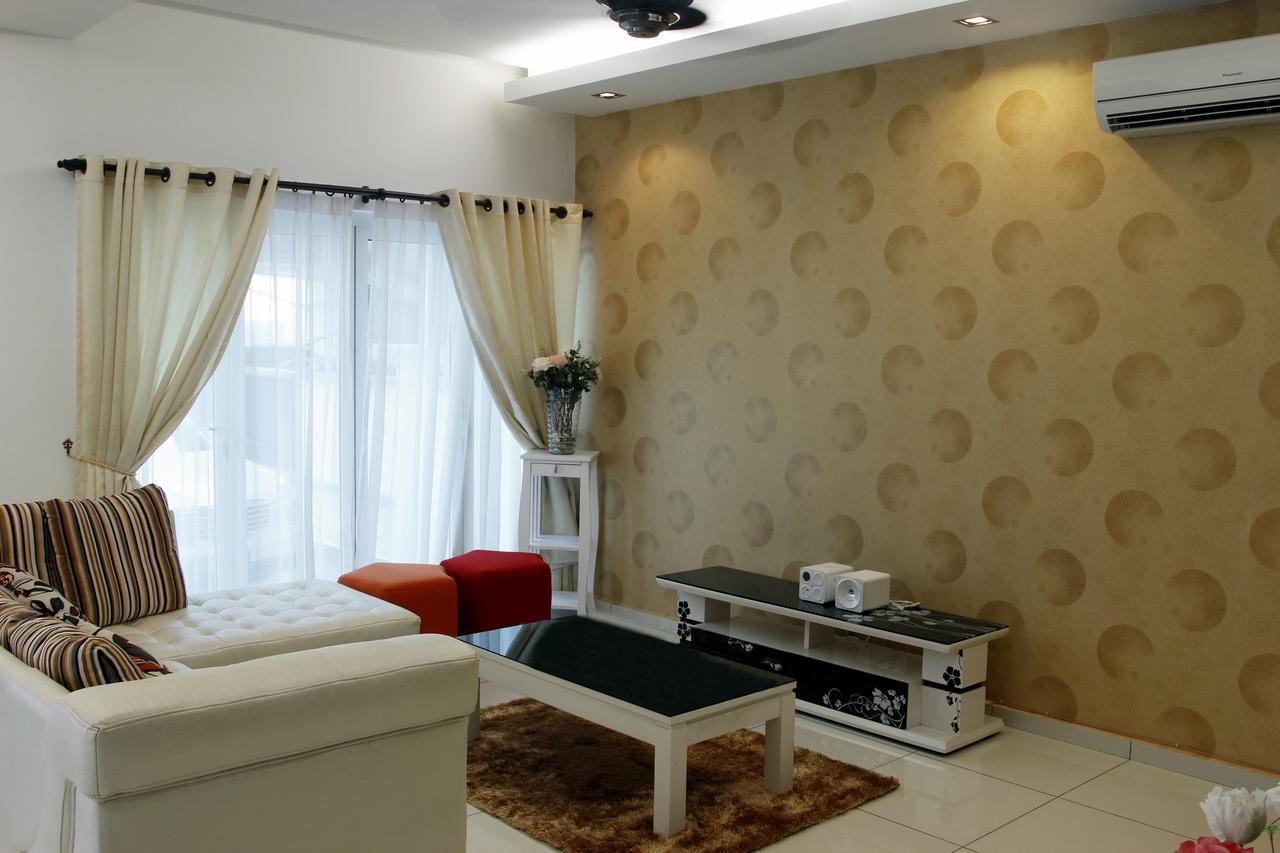 Gurney Luxe Inn